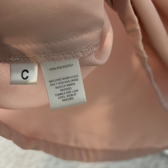 Loft, XSP, Sleeveless Wide Blush Casual/Work Shirt, Worn once, Dry Cleaned. - Picture 4 of 4